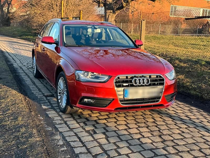 Gebraucht Audi A4 300 PS (220 kW) 2014 Rot Kombi