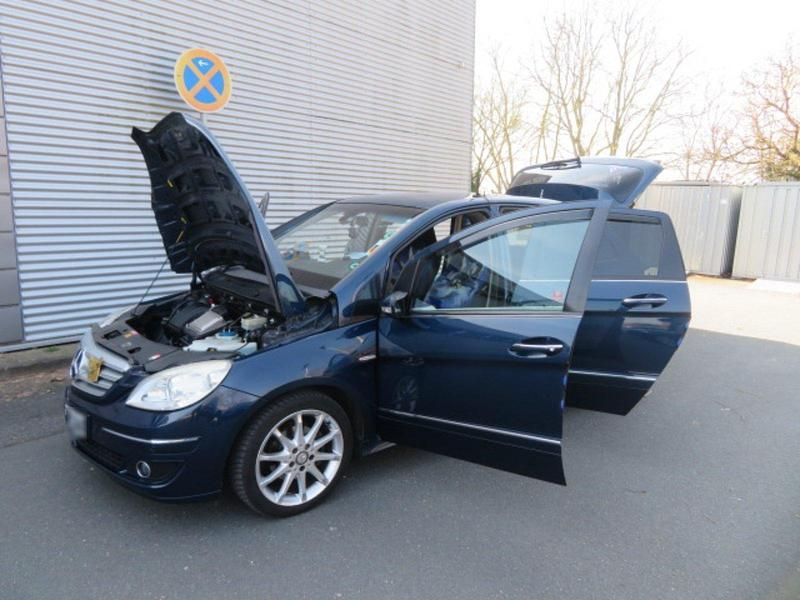 Gebraucht Mercedes B170 116 PS (85 kW) 2006 Blau Van / Kleinbus