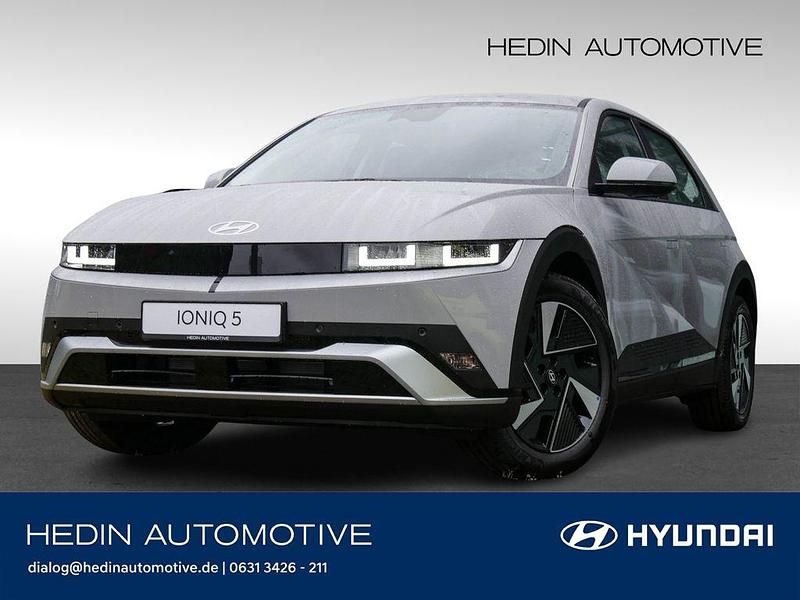 Grau Neu 2025 Hyundai Ioniq 6 Dynamiq Limousine | 40.840 € (Guter Preis) - Bild 1/4