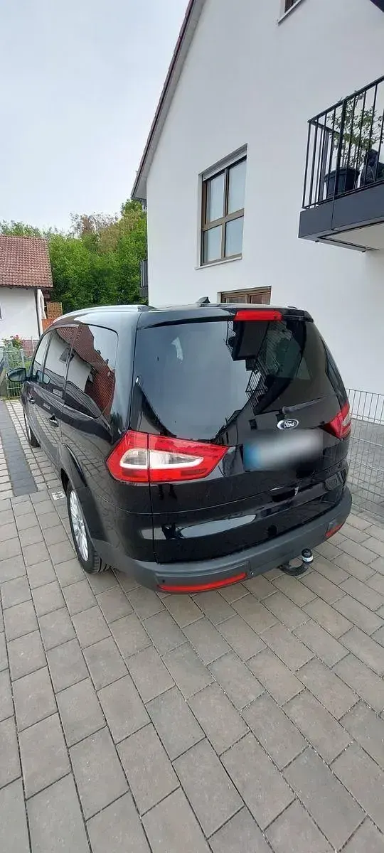 Gebraucht Ford Galaxy 140 PS (102 kW) 2015 Schwarz Van / Kleinbus