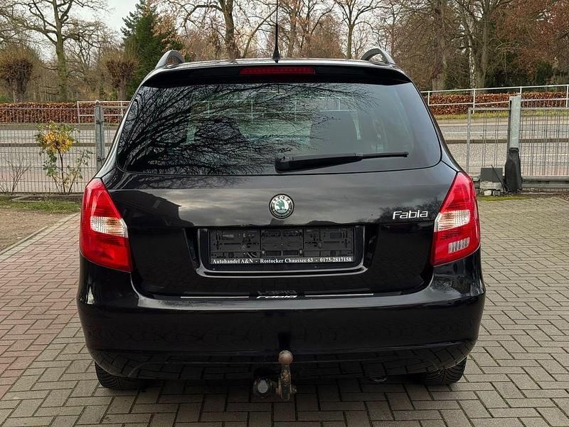Gebraucht Skoda Fabia Family 86 PS (63 kW) 2012 Schwarz Kombi