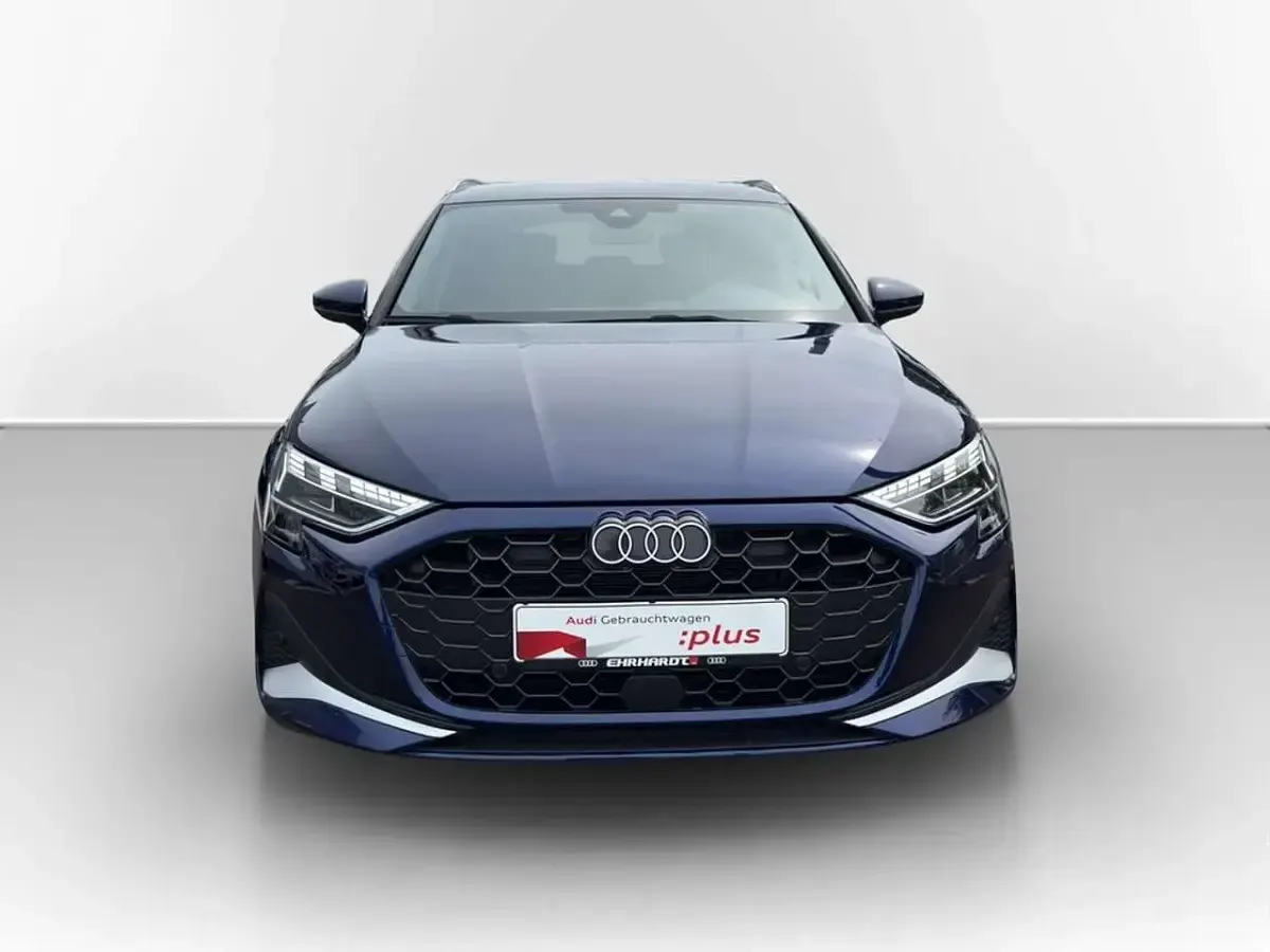 Gebraucht Audi A3 Advanced 150 PS (110 kW) 2025 Blau Limousine