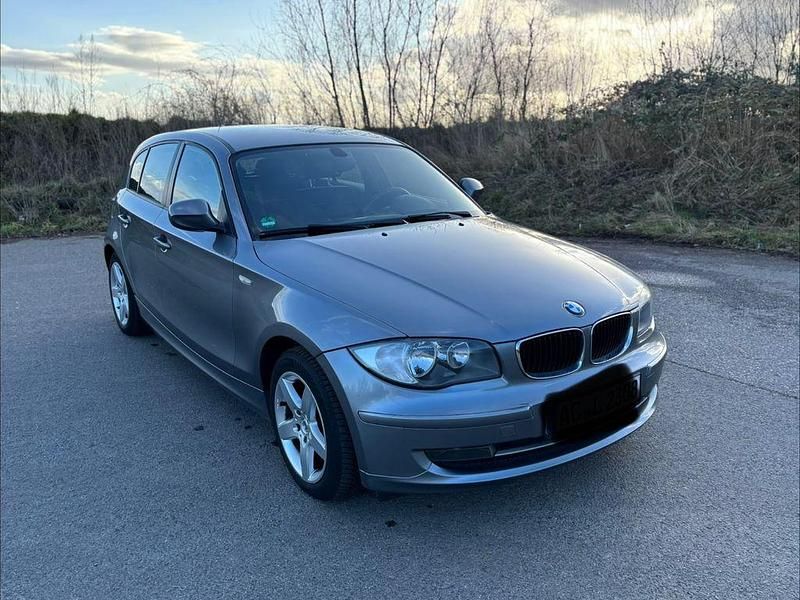 Gebraucht BMW 116 Sport Line 122 PS (89 kW) 2010 Grau Kleinwagen