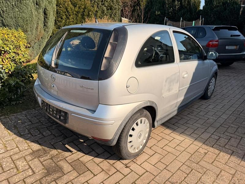 Gebraucht Opel Corsa 80 PS (58 kW) 2005 Grau Kleinwagen