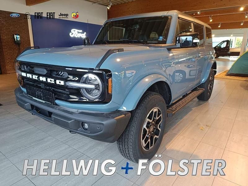 Azure gray/aura blue Neu 2025 Ford Bronco Outer Banks SUV | 53.990 € (Superpreis) - Bild 1/4