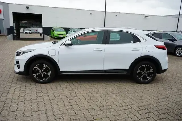 Gebraucht Kia XCeed Vision 141 PS (103 kW) 2022 Weiß SUV
