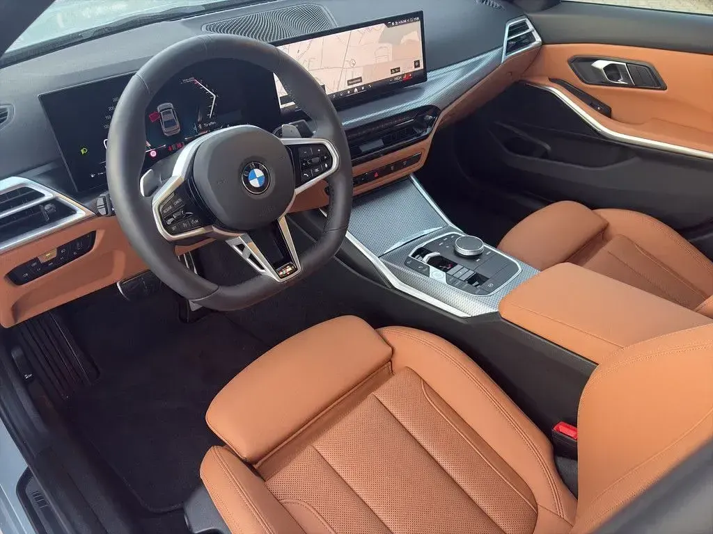 Gebraucht BMW 318 M Sport 156 PS (114 kW) 2025 Grau Limousine