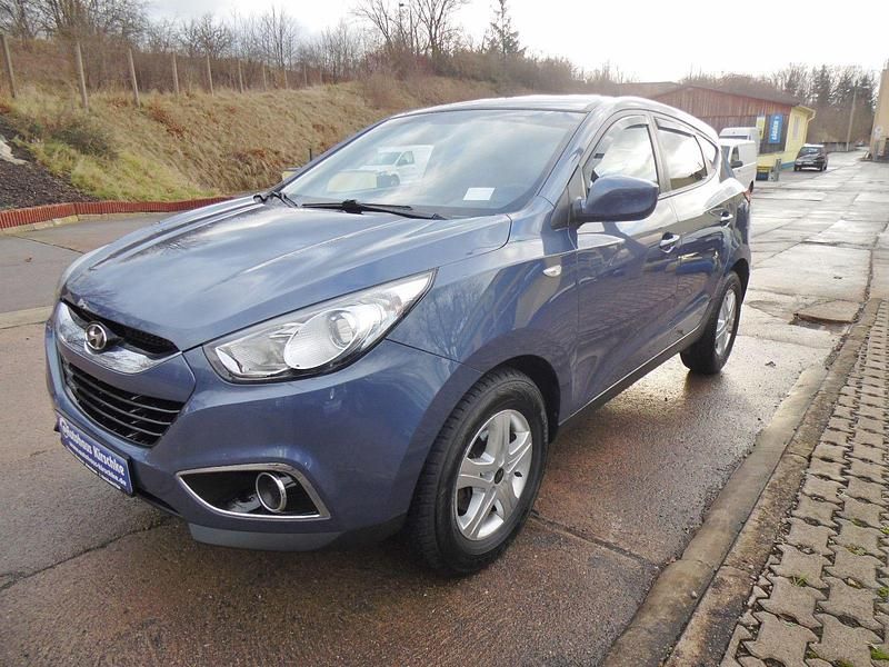 Gebraucht Hyundai ix35 Edition 116 PS (85 kW) 2013 Blueberry / met (metallic) SUV