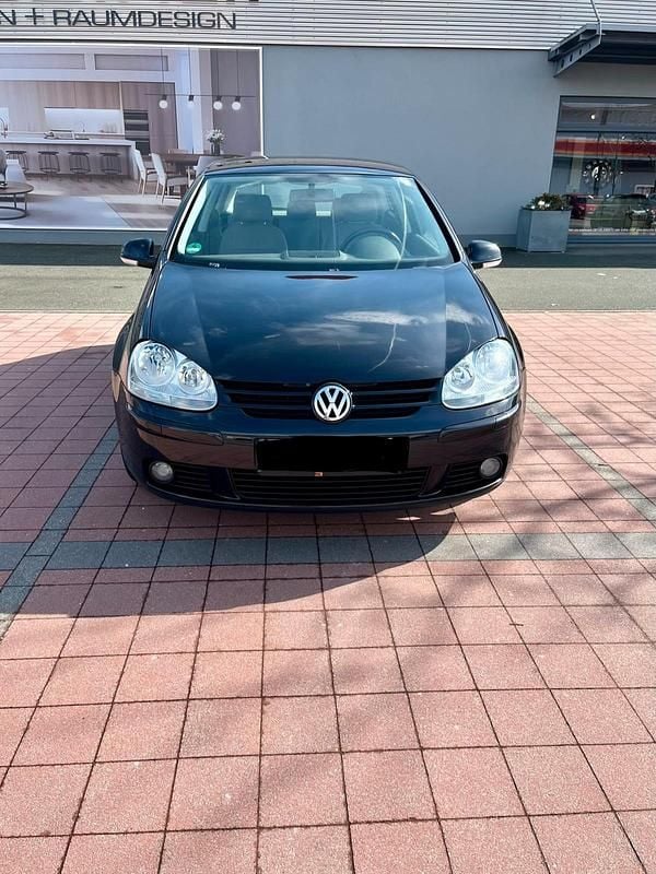 Gebraucht VW Golf V Highline 105 PS (77 kW) 2004 Schwarz Kleinwagen