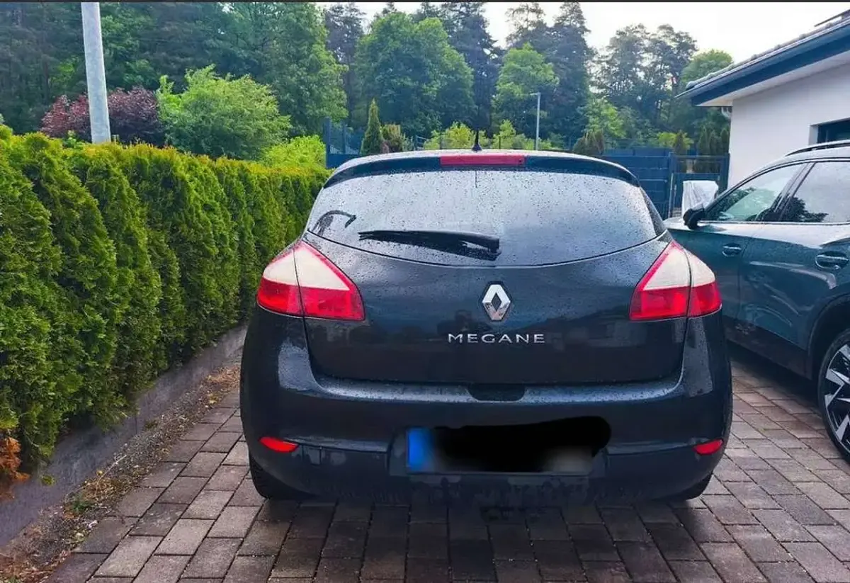 Gebraucht Renault Mégane 110 PS (80 kW) 2009 Schwarz Limousine
