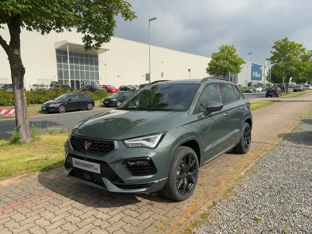 Neu Cupra Ateca 190 PS (139 kW) 2026 Gruen SUV