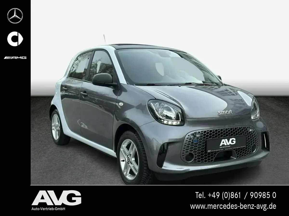 Używany Smart ForFour Electric Drive 60 kW (82 KM) 2021 Szary Sedan/Limuzyna