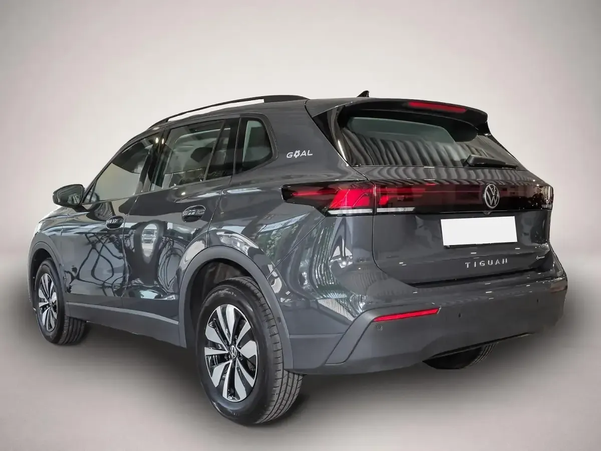 Gebraucht VW Tiguan Goal 193 PS (141 kW) 2025 Manufacturer SUV