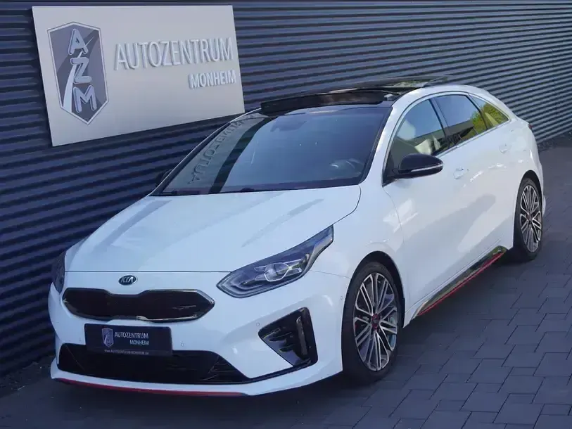 Usata Kia ProCeed GT GT 204 CV (150 kW) 2019 Bianco Utilitaria