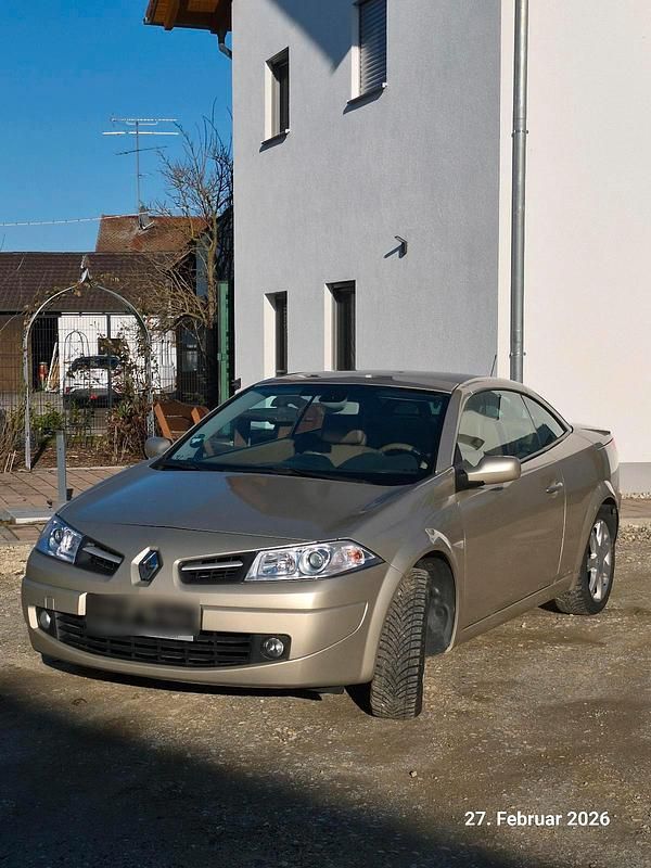 Gebraucht Renault Mégane Cabriolet 112 PS (82 kW) 2008 Braun Cabrio