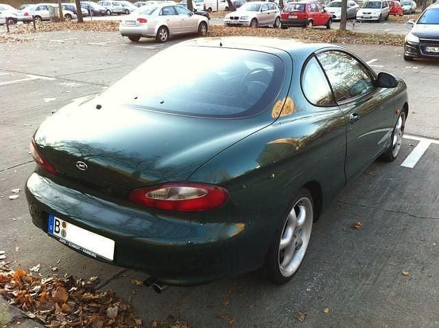 Gebraucht Hyundai Coupé 114 PS (83 kW) 1997 Grün metallic Coupé