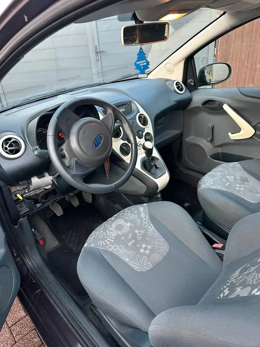 Gebraucht Ford Ka 69 PS (50 kW) 2011 Kleinwagen