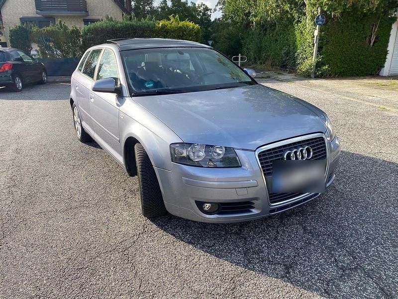 Blau Gebraucht 2006 Audi A3 Sportback Kleinwagen | 2.999 € (Fairer Preis) - Bild 1/4