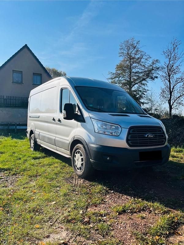Second-hand Ford Transit 131 CP (96 kW) 2018 Argintiu Monovolum