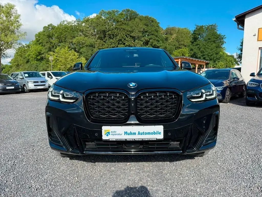 Gebraucht BMW X4 M Sport 286 PS (210 kW) 2024 Schwarz SUV
