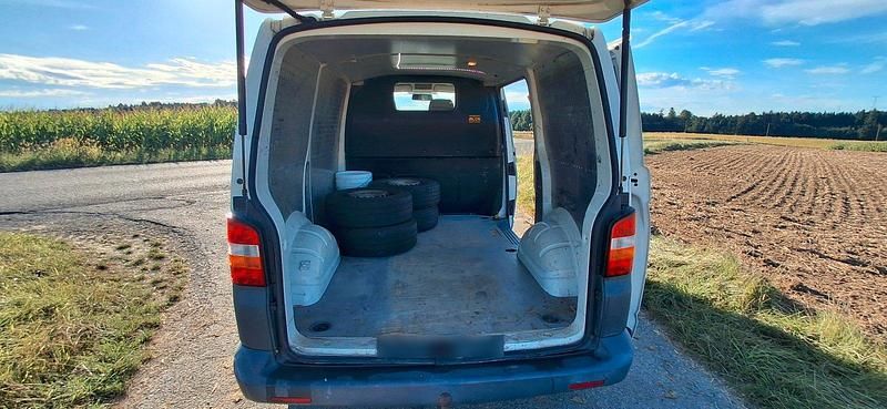 Gebraucht VW Transporter 84 PS (61 kW) 2006 Weiß Van
