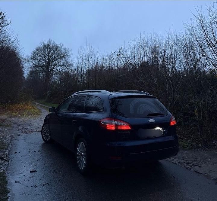 Blau Gebraucht 2009 Ford Mondeo Titanium X Kombi | 3.590 € - Bild 1/4