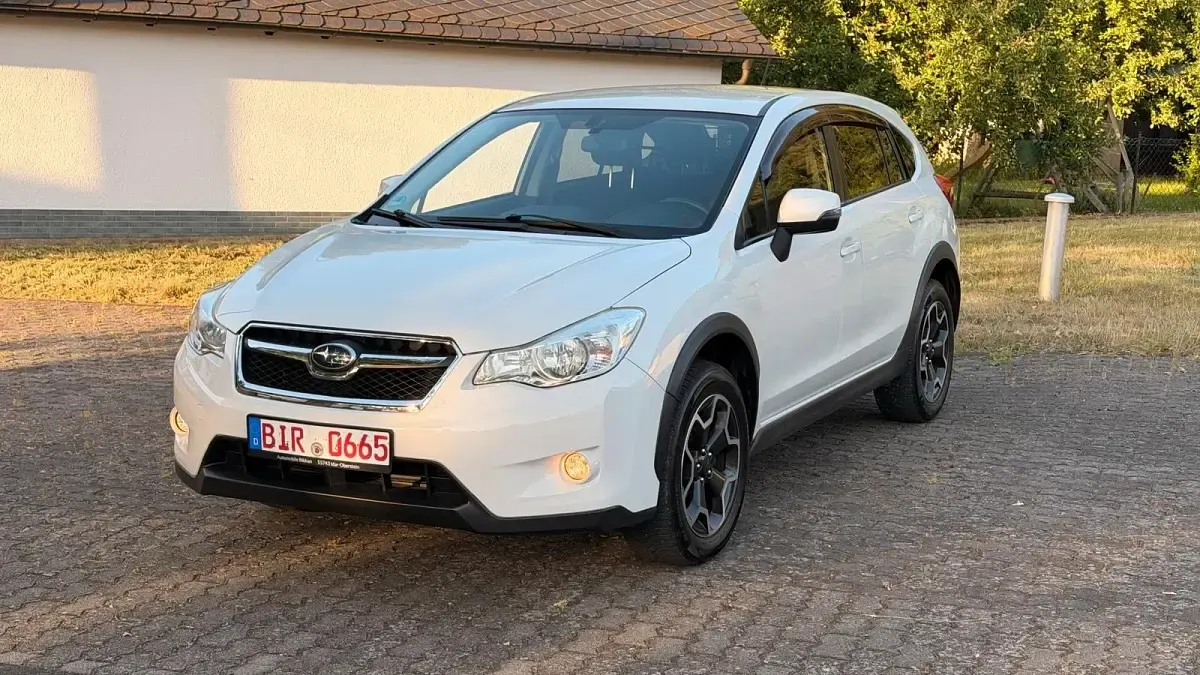 Gebraucht Subaru XV 150 PS (110 kW) 2012 Weiß SUV