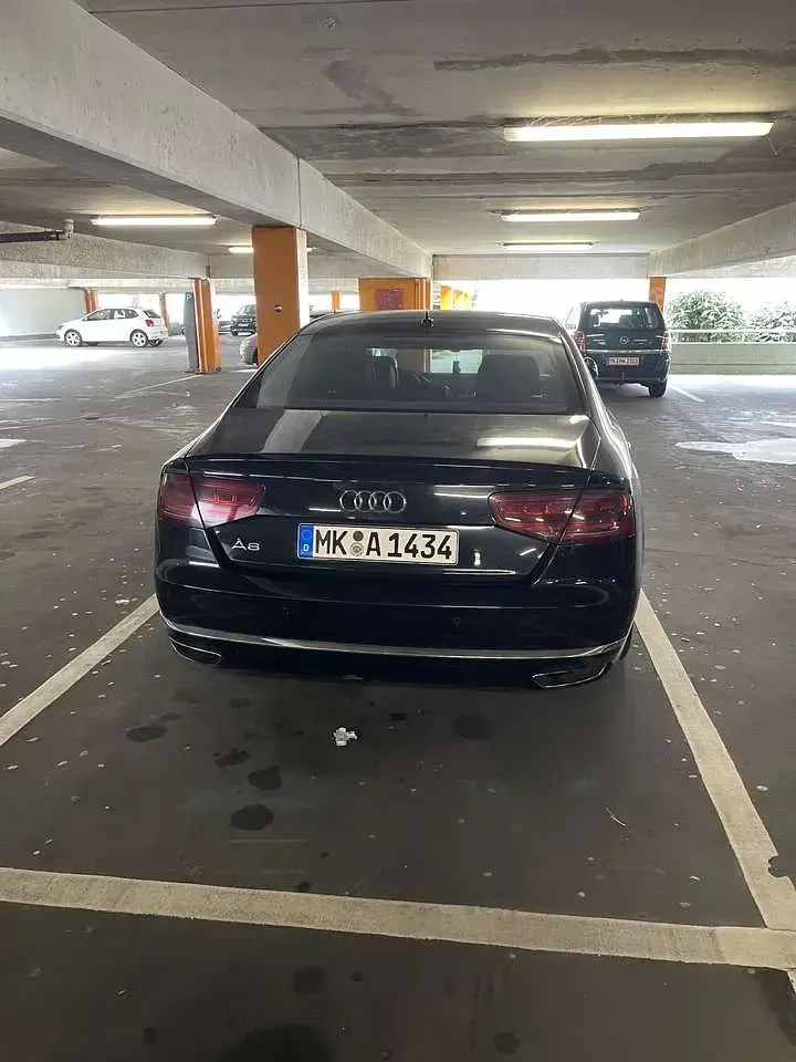 Gebraucht Audi A8 250 PS (183 kW) 2011 Limousine