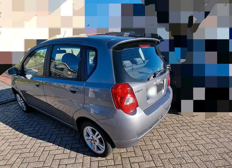 Gebraucht Chevrolet Aveo 101 PS (74 kW) 2009 Grau Kleinwagen