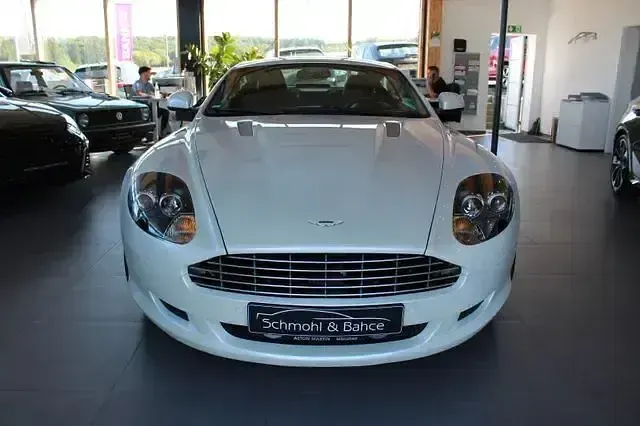 Gebraucht Aston Martin DB9 476 PS (350 kW) 2012 Weiß Coupé