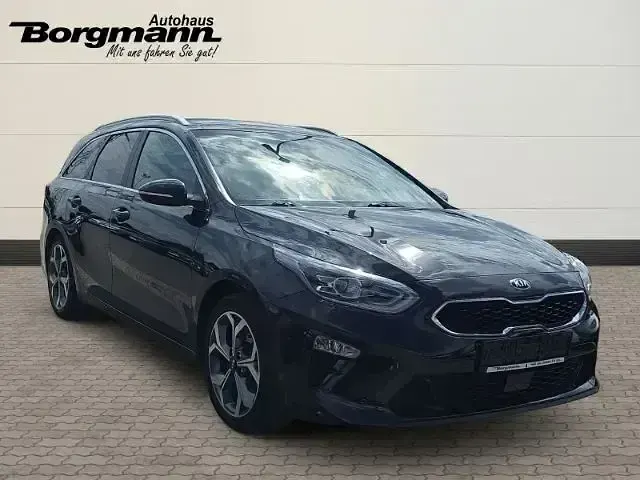 Gebraucht Kia Ceed Sportswagon Platinum Edition 140 PS (102 kW) 2019 (1k) zilinaschwarz met. Kombi