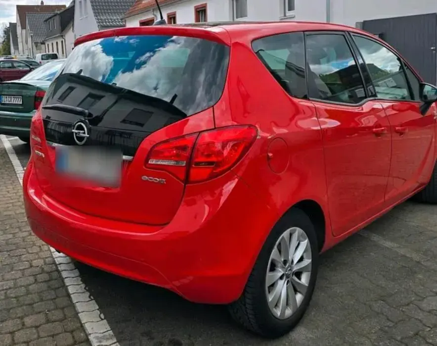 Gebraucht Opel Meriva 110 PS (80 kW) 2013 Rot Van / Kleinbus