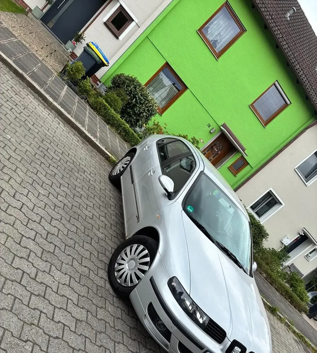 Gebraucht Seat Leon 74 PS (54 kW) 2005 Silber Kleinwagen