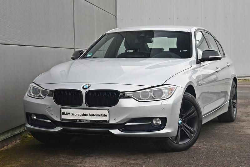 Gebraucht BMW 316 Performance 136 PS (100 kW) 2012 Gletschersilber Limousine