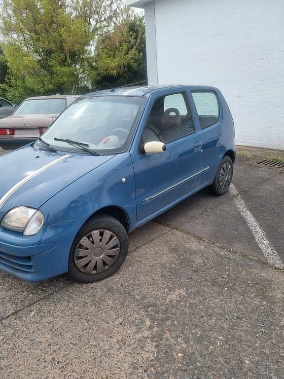 Gebraucht Fiat 600 54 PS (39 kW) 2005 Blau Kleinwagen