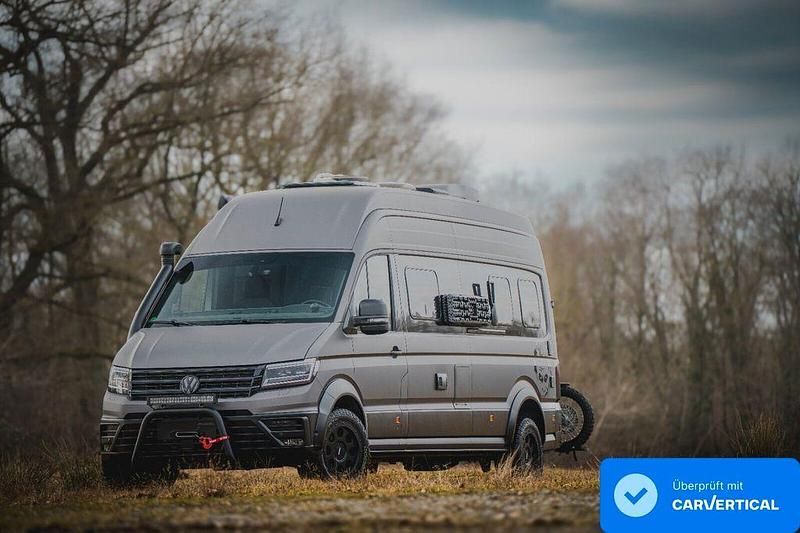 Grau Gebraucht 2024 VW Crafter Van | 279.900 € - Bild 1/4