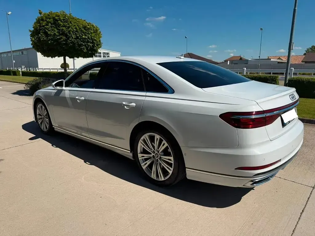 Gebraucht Audi A8 Sport 286 PS (210 kW) 2022 Weiß Limousine