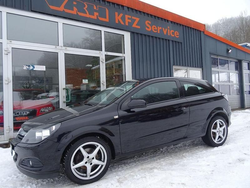 Schwarz Gebraucht 2007 Opel Astra GTC Edition Coupé | 3.990 € (Fairer Preis) - Bild 1/4