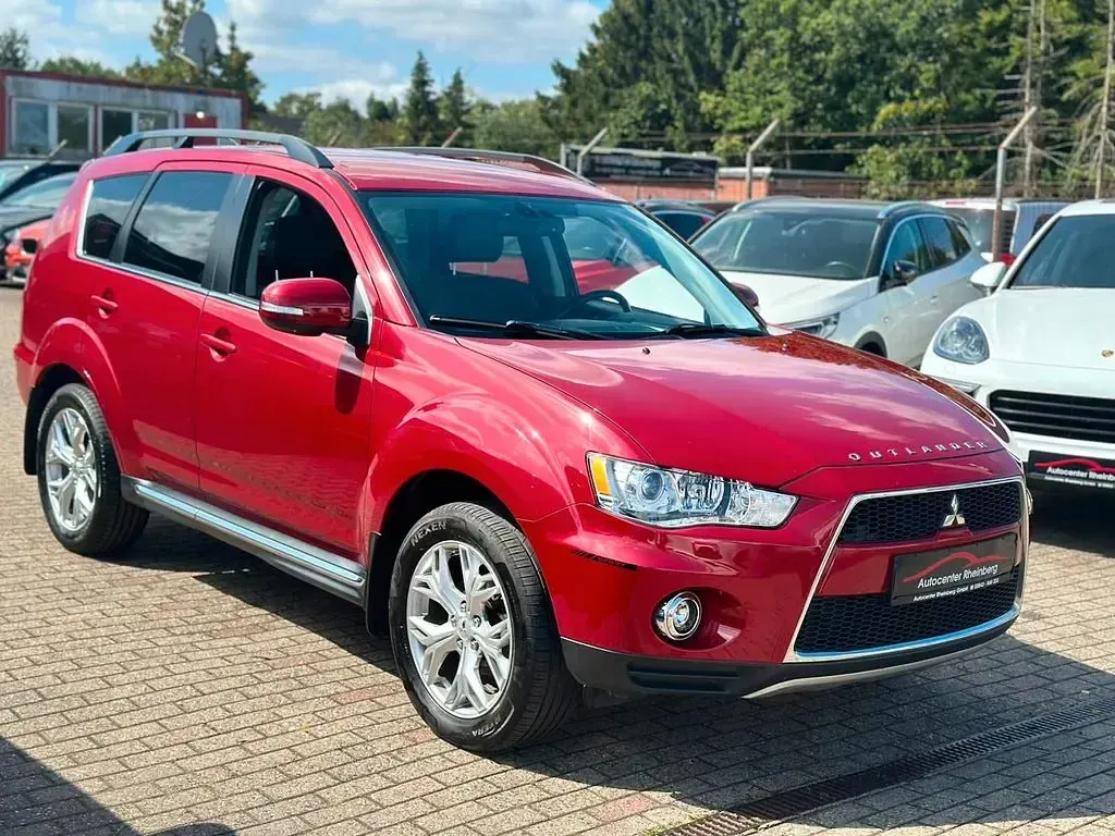 Gebraucht Mitsubishi Outlander Motion 177 PS (130 kW) 2012 Rot SUV