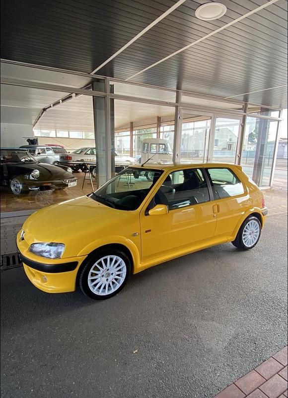 Gelb Gebraucht 2002 Peugeot 106 GTi Kleinwagen | 10.500 € - Bild 1/4
