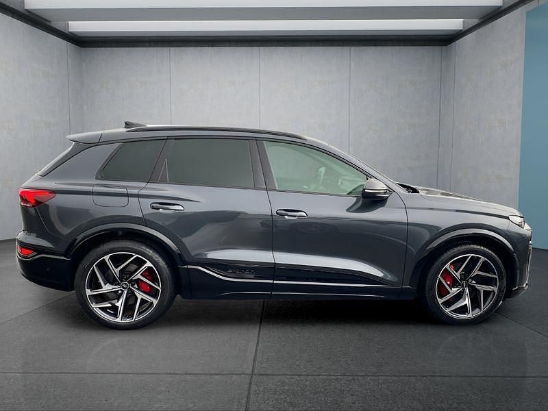 Gebraucht Audi SQ6 e-tron 359 kW (489 PS) 2025 Grau SUV