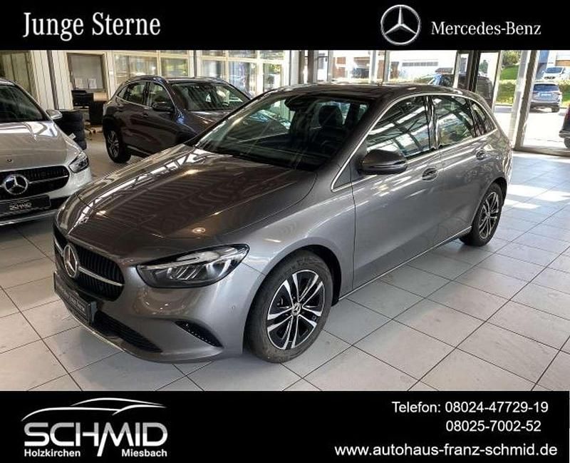 Gebraucht Mercedes E250 Progressive 163 PS (119 kW) 2024 Mountaingrau Limousine