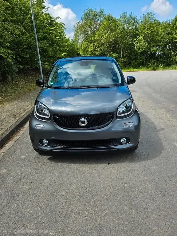 Gebraucht Smart ForFour Prime 71 PS (52 kW) 2016 Grau Kleinwagen