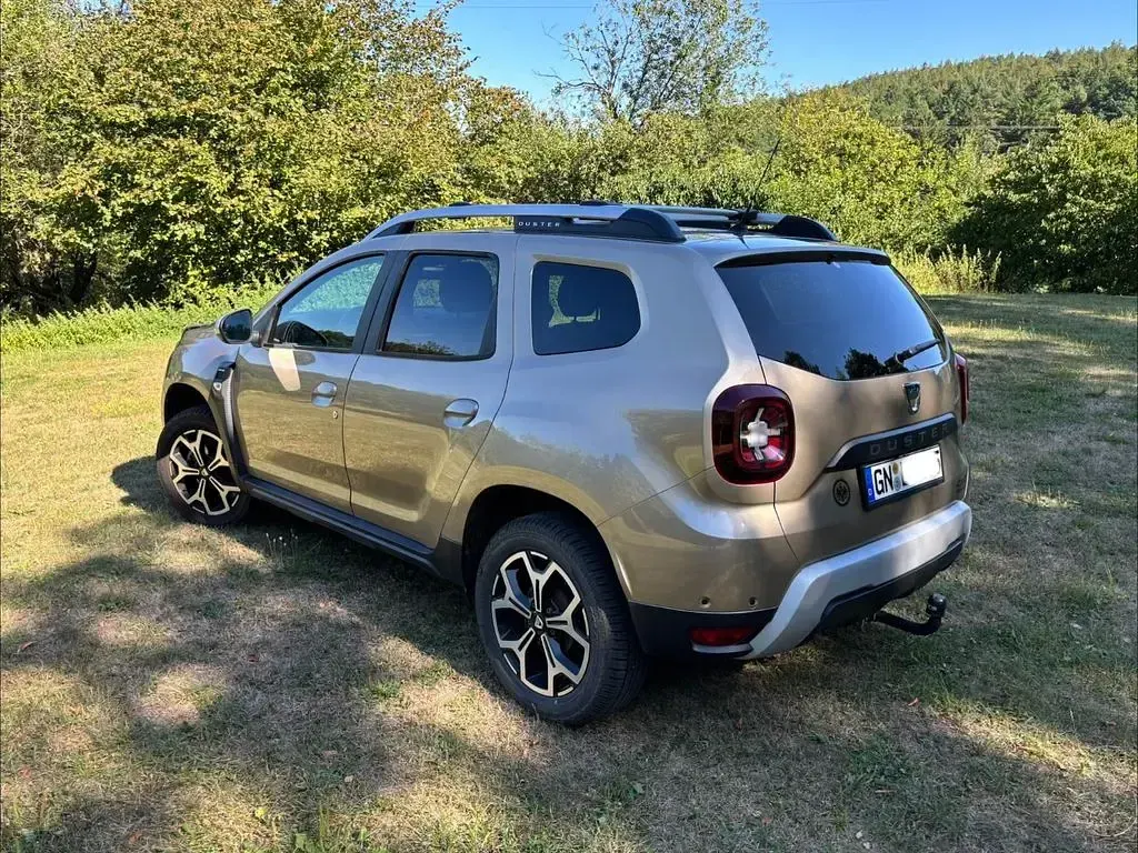 Gebraucht Dacia Duster Prestige 114 PS (83 kW) 2018 Braun SUV