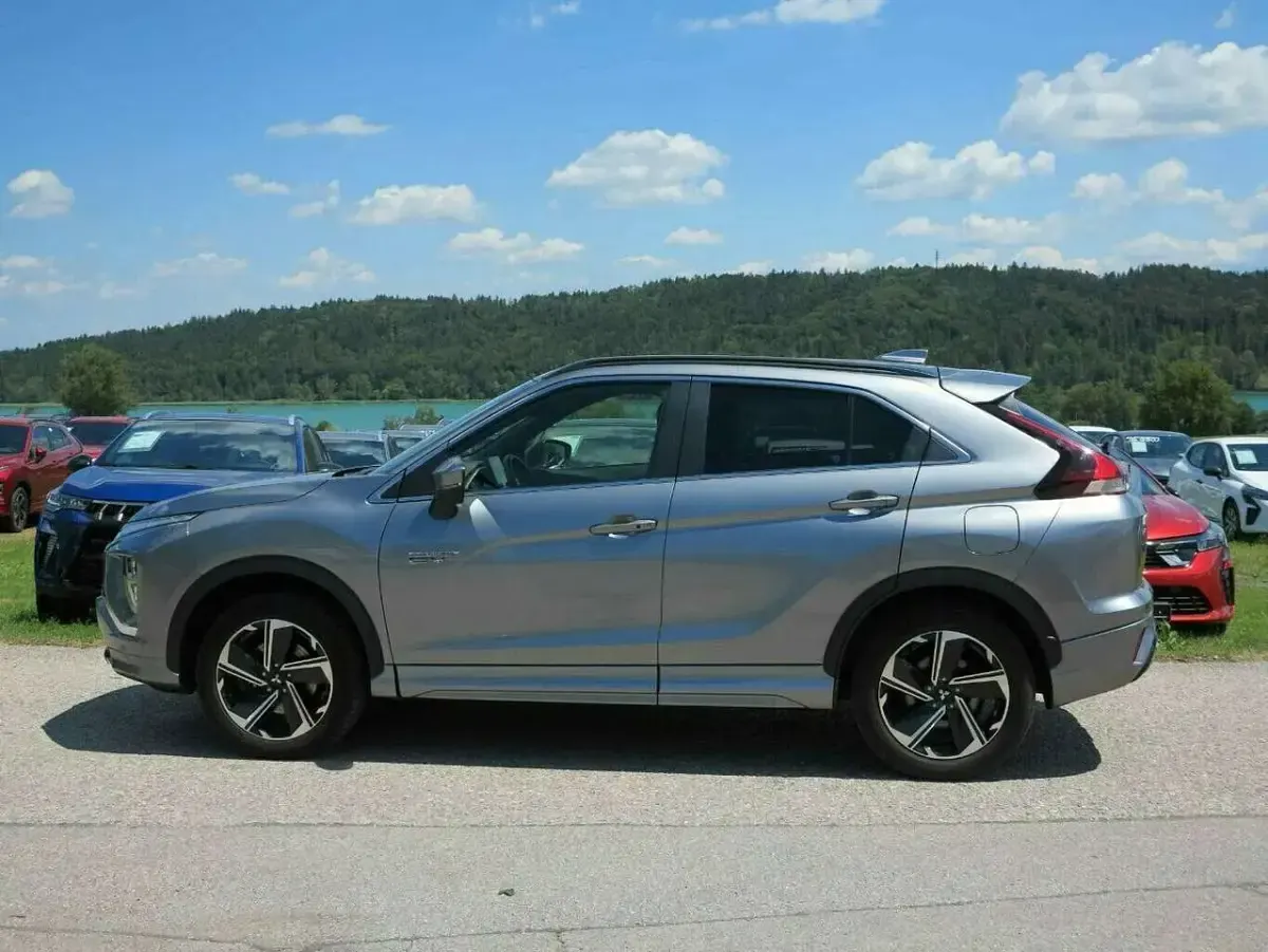 Gebraucht Mitsubishi Eclipse Cross Select 188 PS (138 kW) 2022 Grau SUV