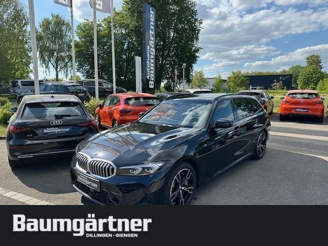 Schwarz Gebraucht 2024 BMW 330 M Sport Kombi | 41.940 € - Bild 1/4