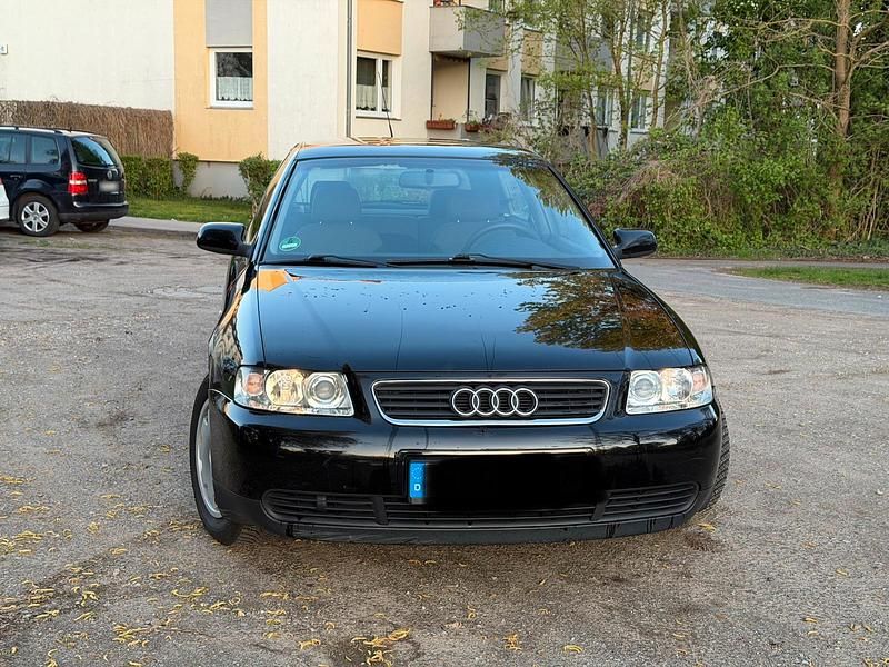 Usata Audi A3 101 CV (74 kW) 2000 Nero Utilitaria