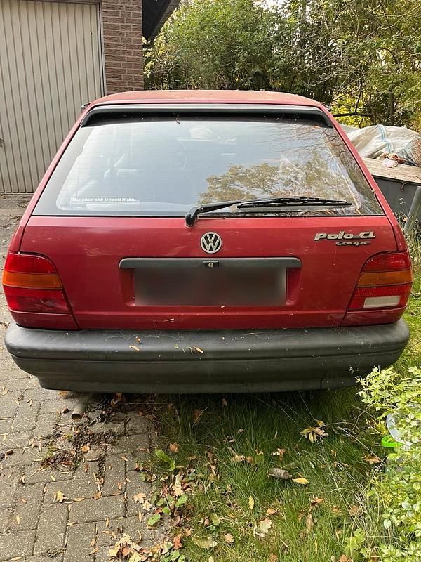 Second-hand VW Polo 45 CP (33 kW) 1994 Roșu Coupe