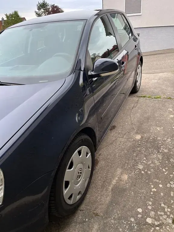 Gebraucht VW Golf IV 75 PS (55 kW) 2005 Blau Limousine