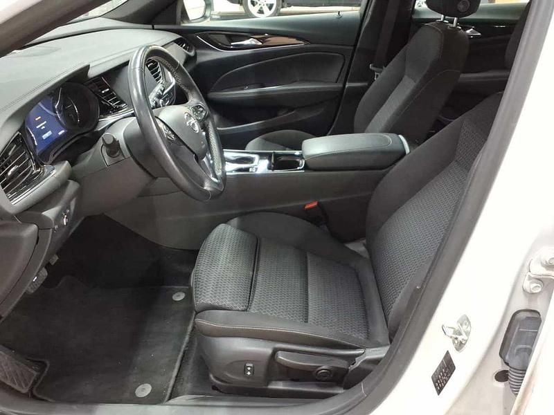 Gebraucht Opel Insignia Elegance 174 PS (127 kW) 2023 Jade weiß Kombi